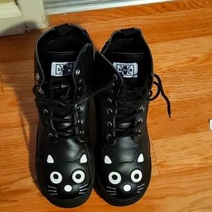 T.U.K Cat Boots
